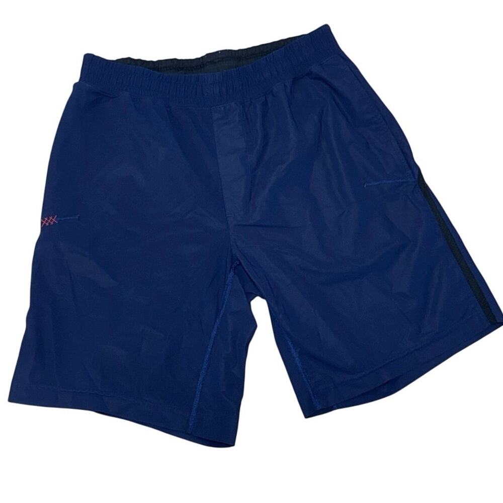 Men's Size M Rhone Blue Versatility 7" Lined Shorts Red Striped Zipper Pockets